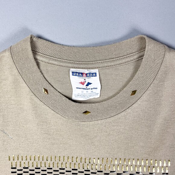 Vintage Graphic T-Shirt | 90's Khaki Beige Green T-Shirt with Jungle Animals - Picture 5 of 7